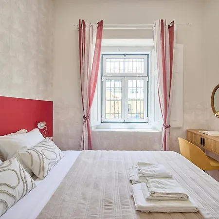 Pateo Do Tempo * Carcavelos (Lisbon)