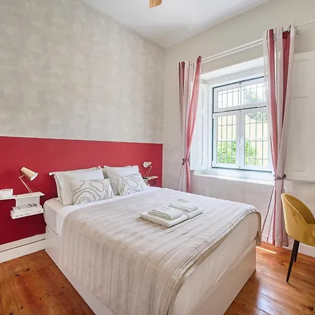 Pateo Do Tempo Carcavelos (Lisbon)