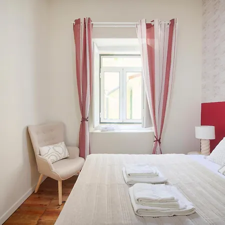 Pateo Do Tempo Carcavelos (Lisbon)